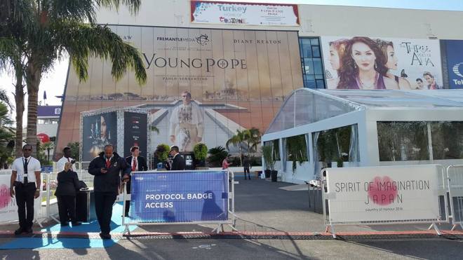 14606311_10154802330614411_1447567574059748941_n