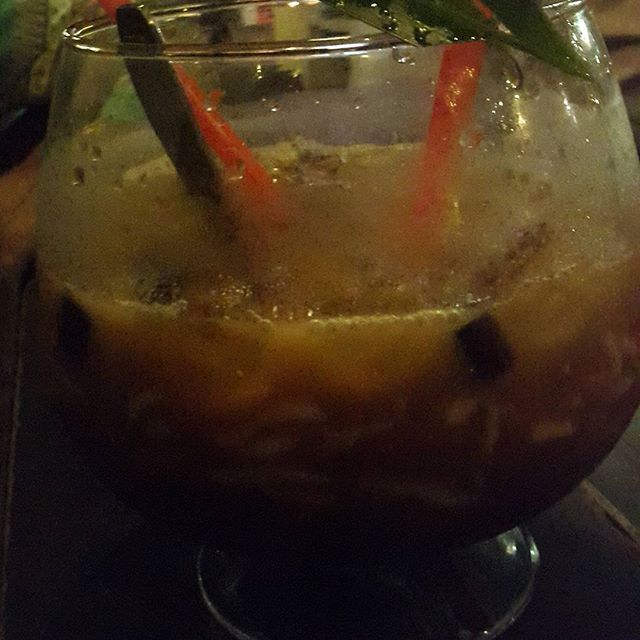 27879284_418195861970379_5849794011757281280_n