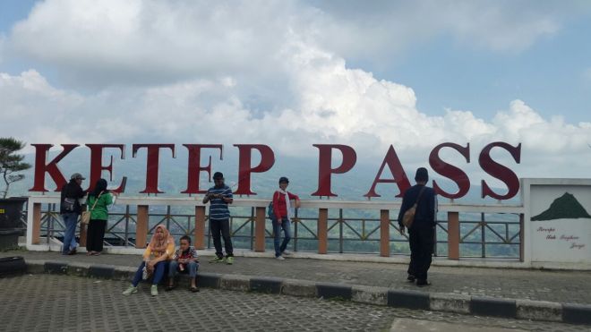 fc6c5f88-f596-435b-a376-40a1304b6f57