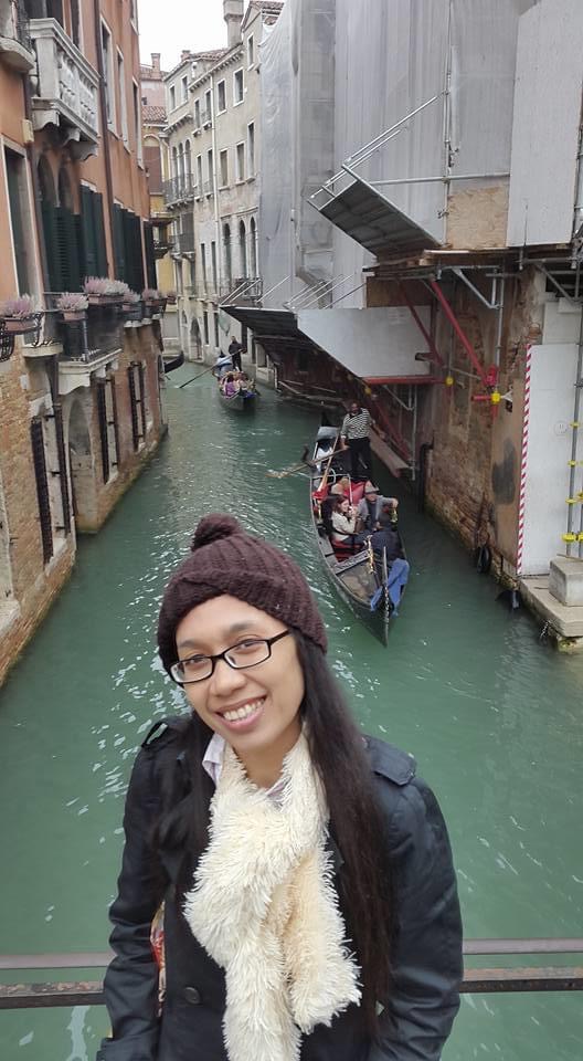 F435C7F6-B7DB-49C8-922B-1D68FC28E12E