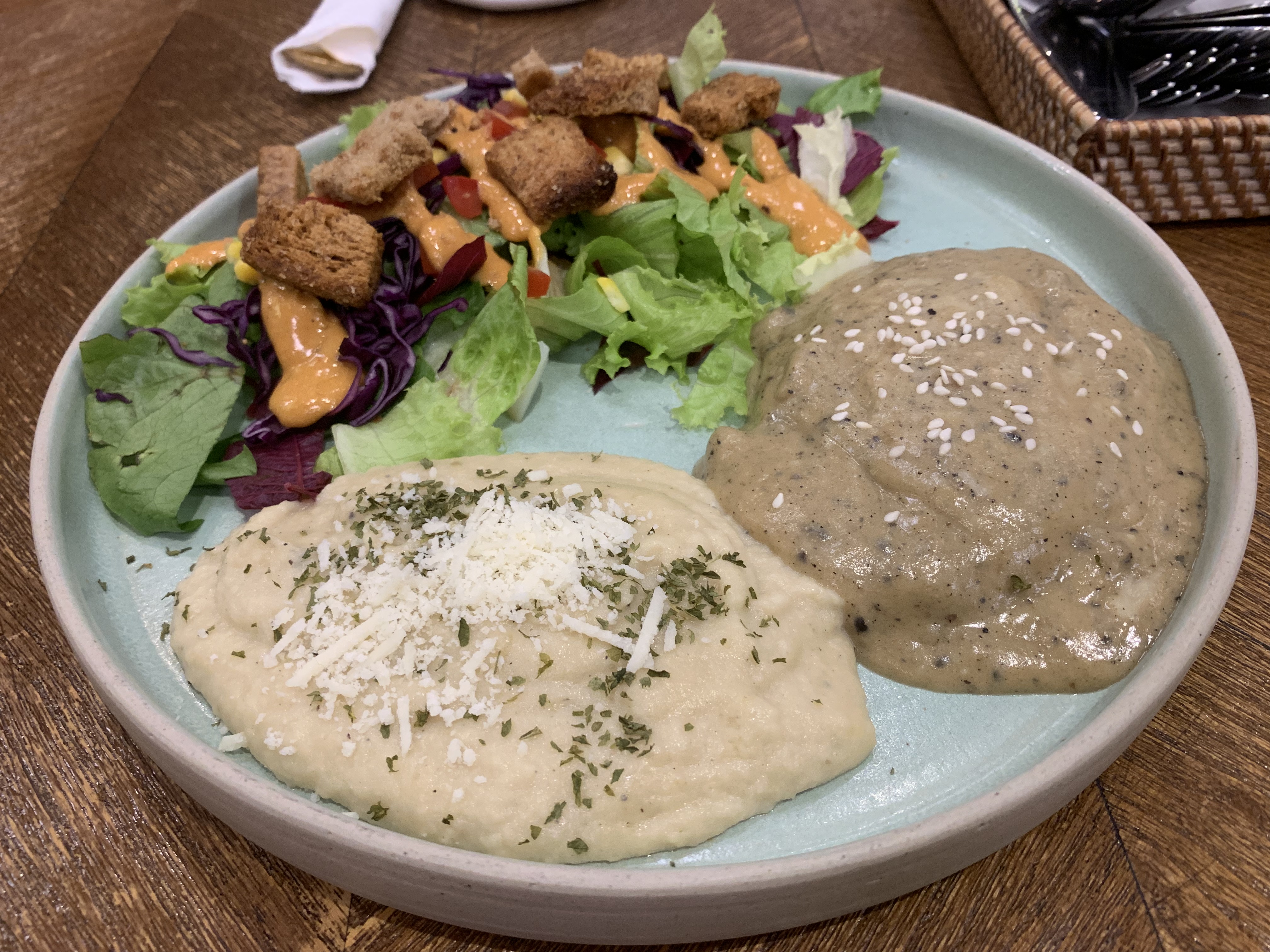 02B70748-B27A-462D-8DCD-8265C68C2906